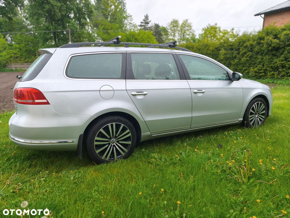 Volkswagen Passat 2.0 TDI Comfortline DSG - 8