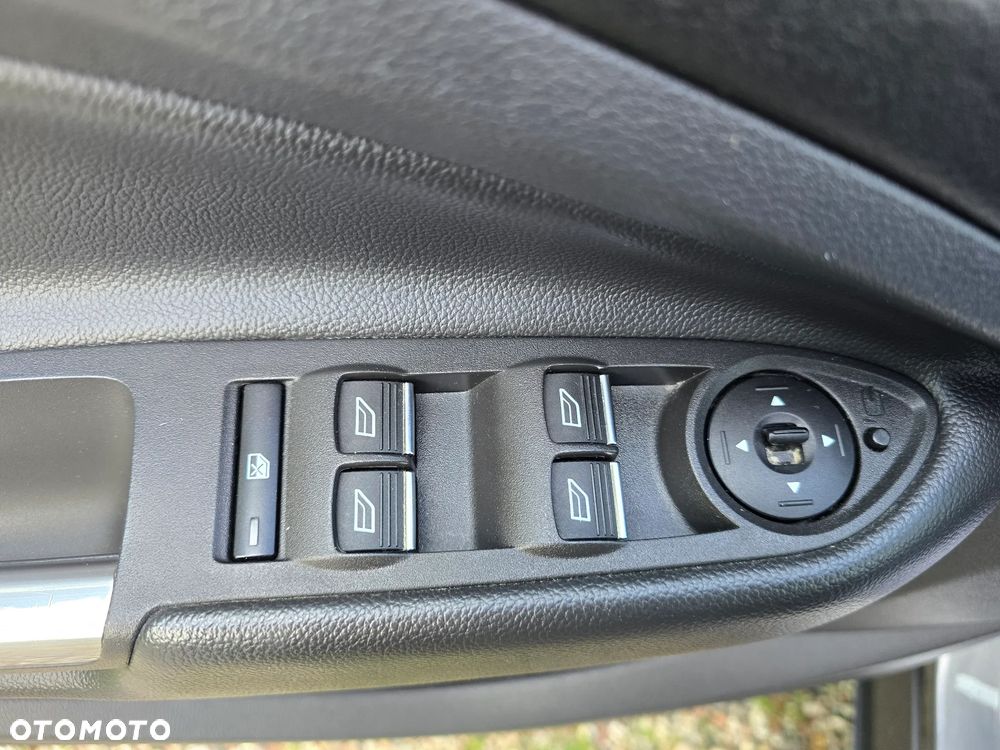 Ford Kuga 2.0 TDCi 4WD Titanium - 35