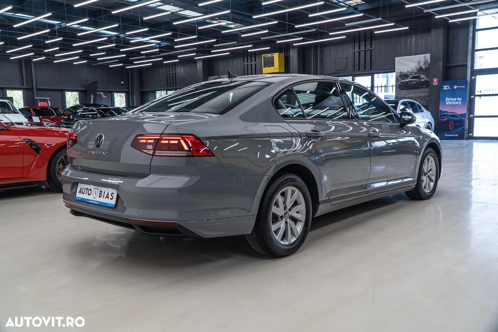 Volkswagen Passat 2.0 TDI DSG Comfortline - 7