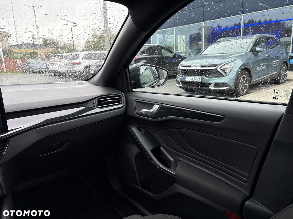 Ford Focus - 12