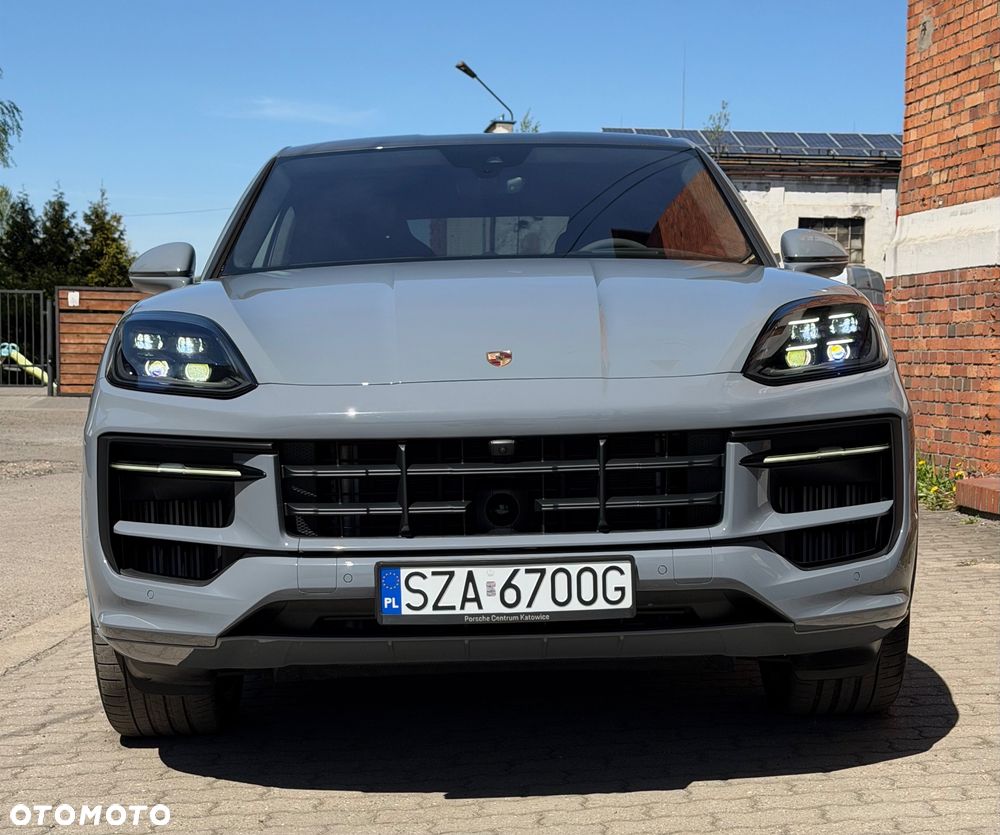 Porsche Cayenne Standard - 1