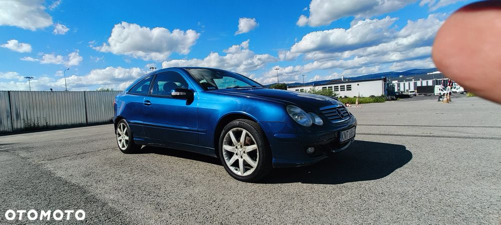 Mercedes-Benz Klasa C 180 Kompressor Automatik Sport Edition - 3