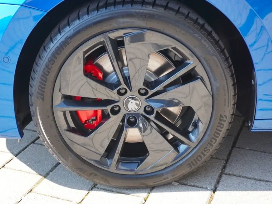 Skoda Octavia 2.0 TSI RS DSG - 9