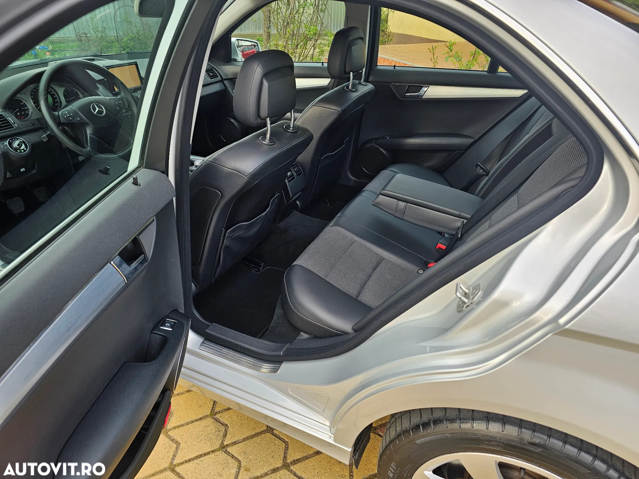 Mercedes-Benz C 250 CDI BlueEFFICIENCY T-modell EU5 - 13