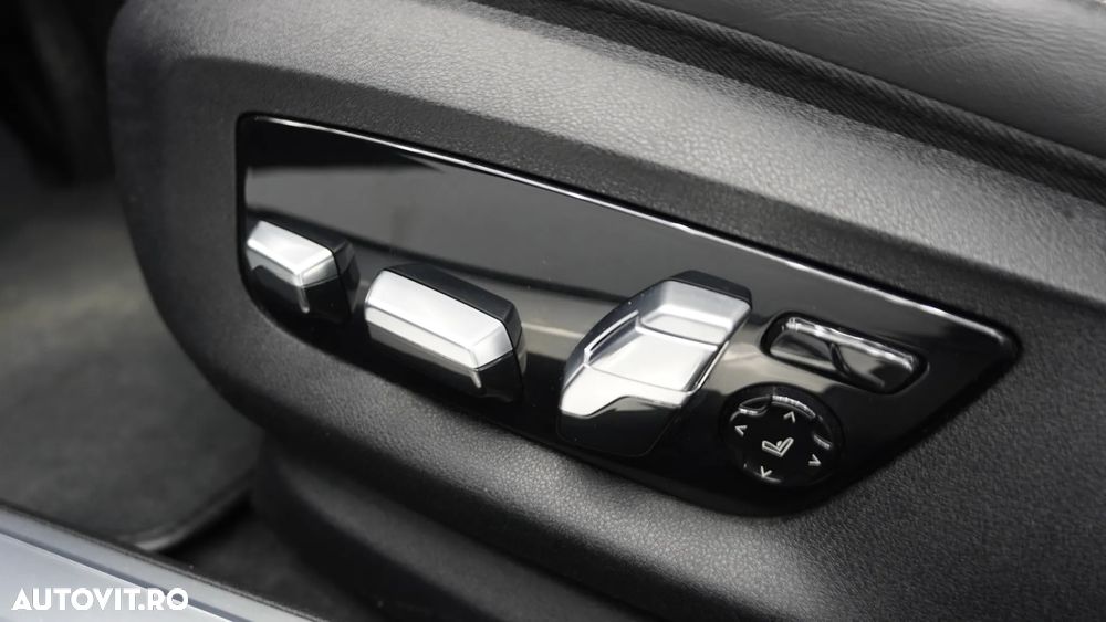 BMW Seria 7 740Ld xDrive - 17