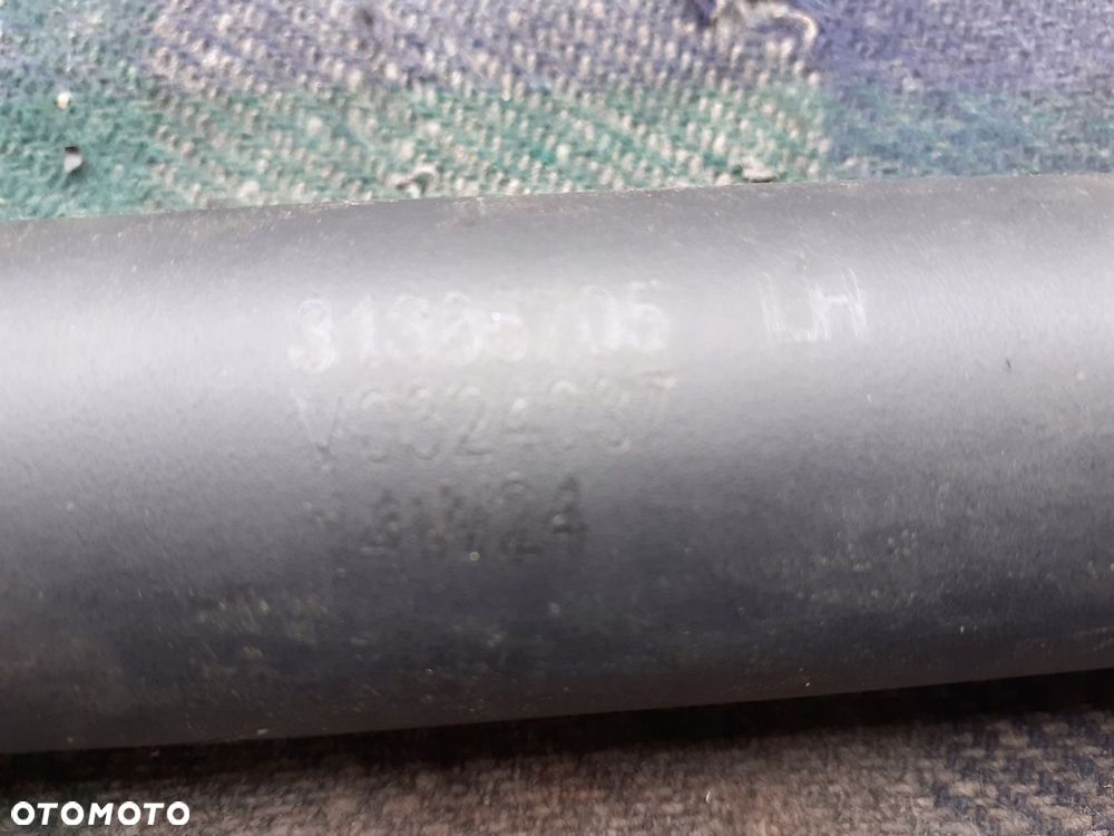 VolvoXC60 Isiłowniki tylnej klapy 08-17r31386706/5 - 3