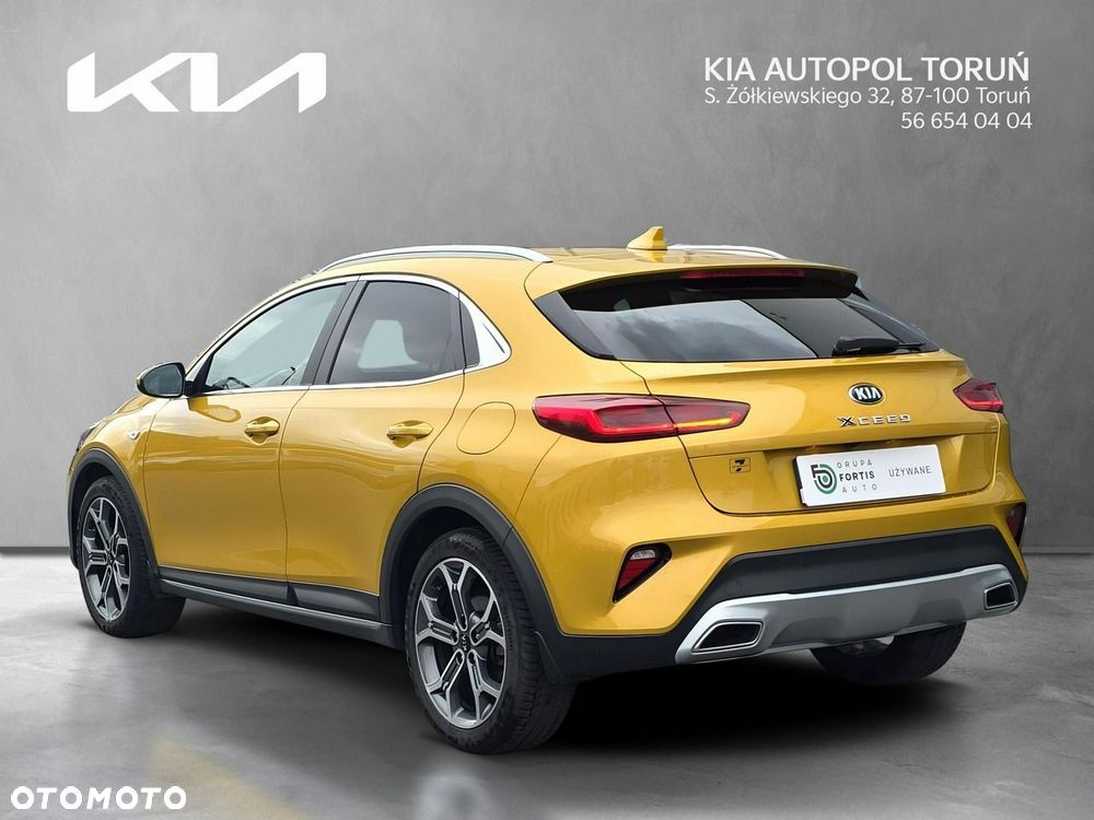 Kia XCeed 1.5 T-GDI M - 3
