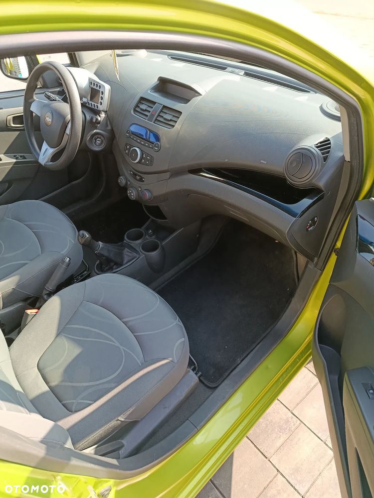 Chevrolet Spark 1.0 LS - 9