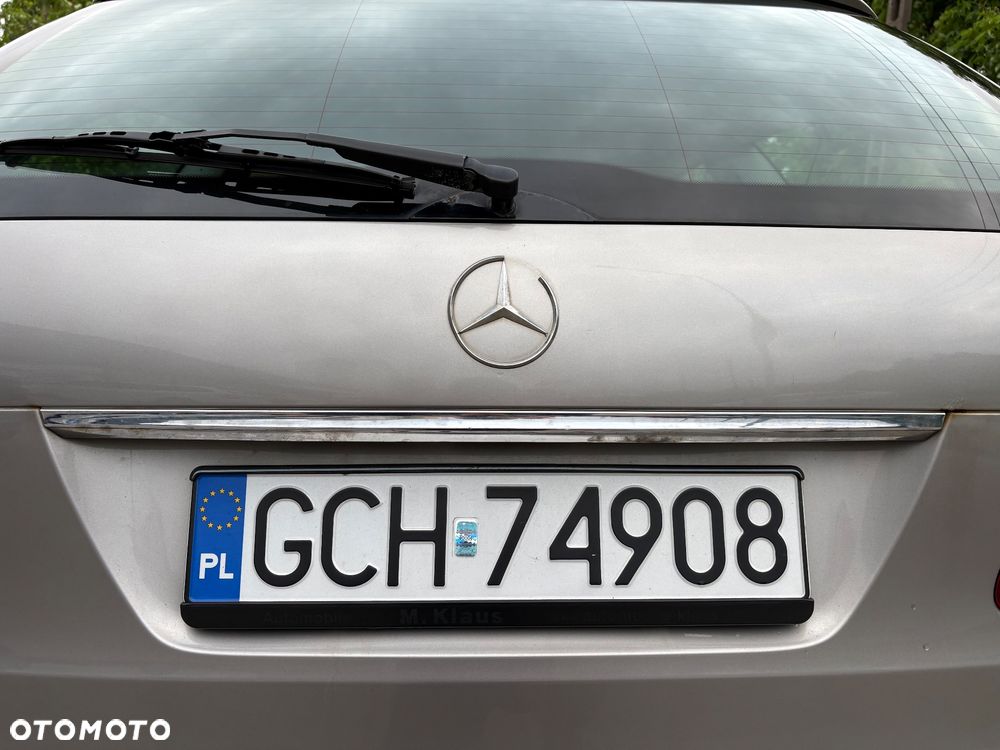 Mercedes-Benz Klasa E 320 CDI Classic - 18