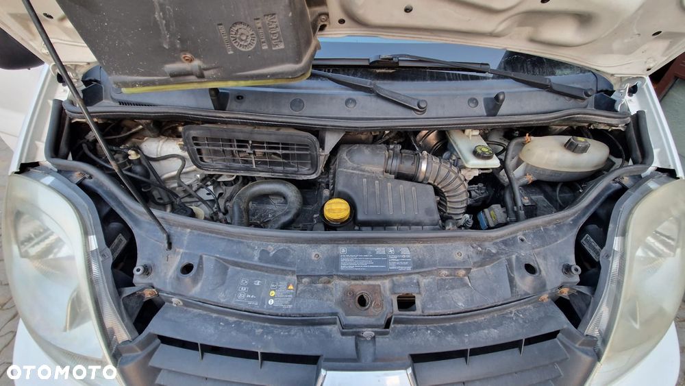 Renault Trafic - 14