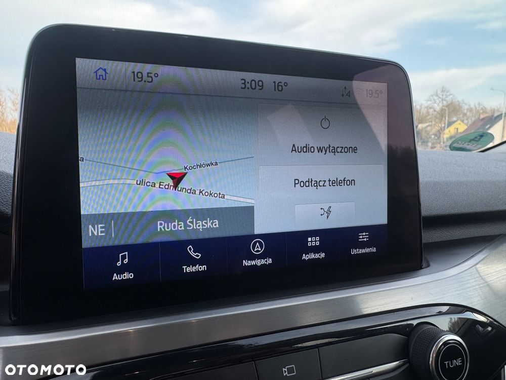 Ford Kuga 2.5 FHEV FWD Titanium - 23