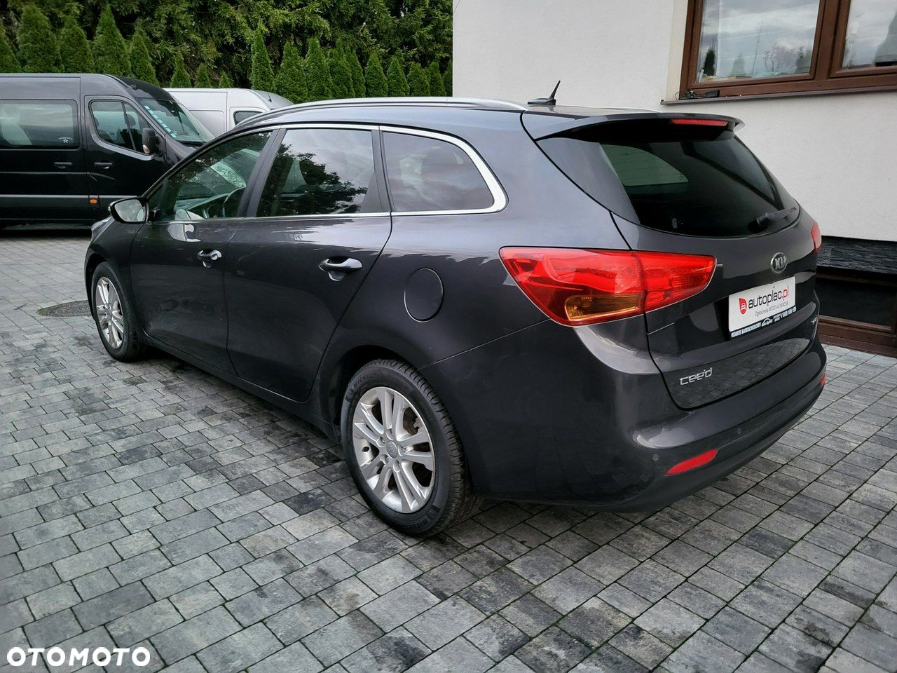 Kia Ceed - 7