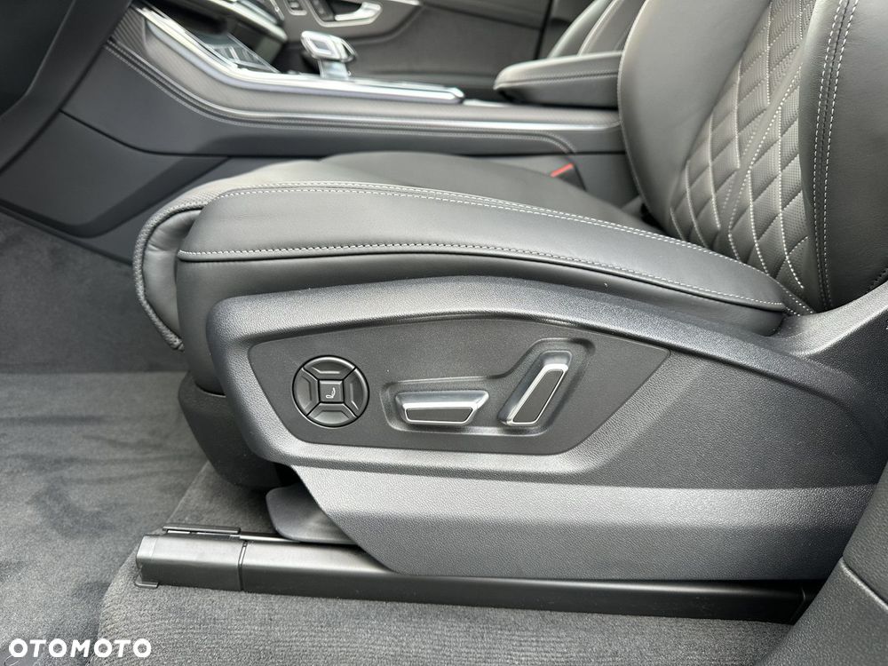 Audi Q7 - 17
