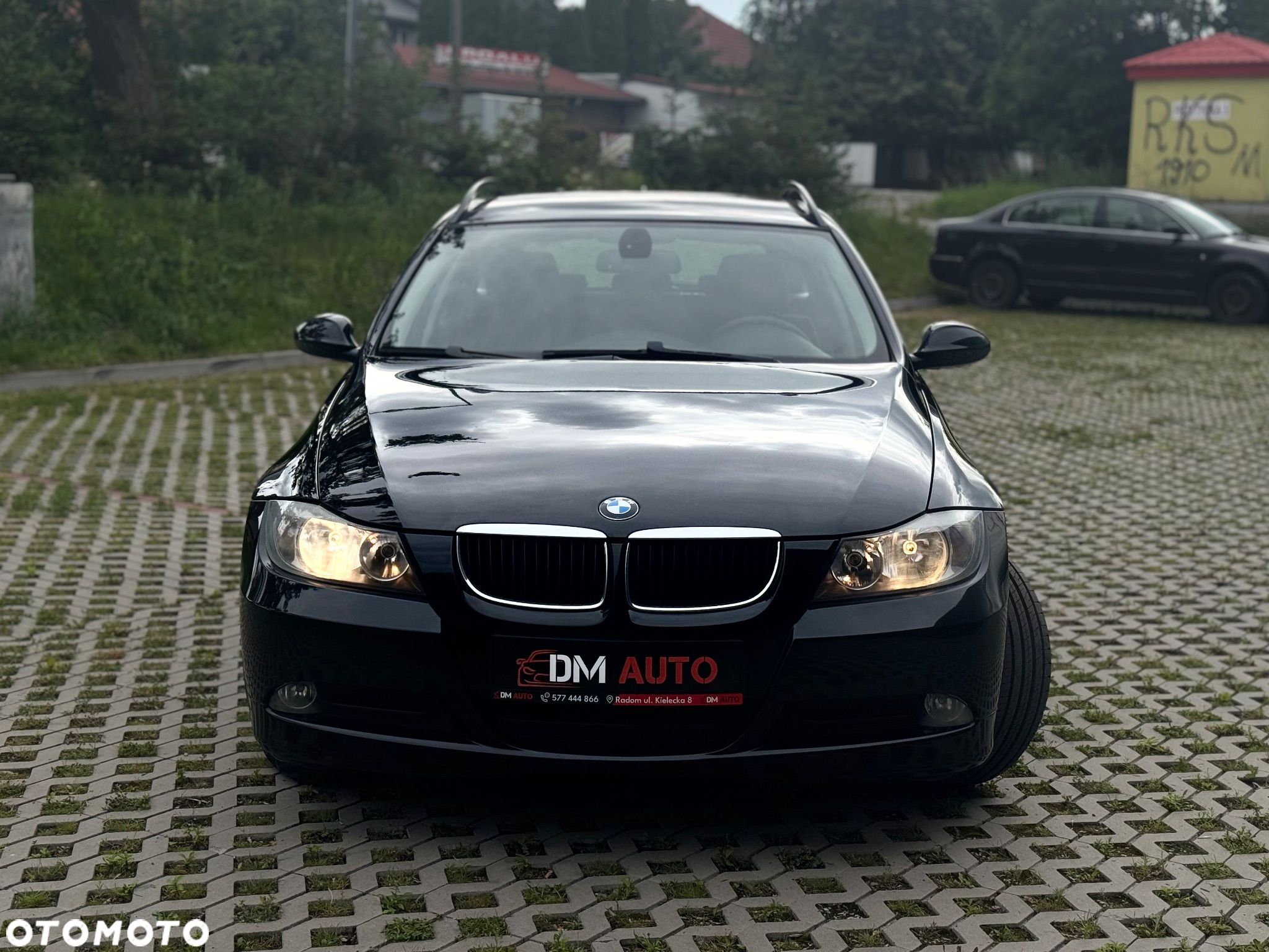 BMW Seria 3 318i Touring - 1