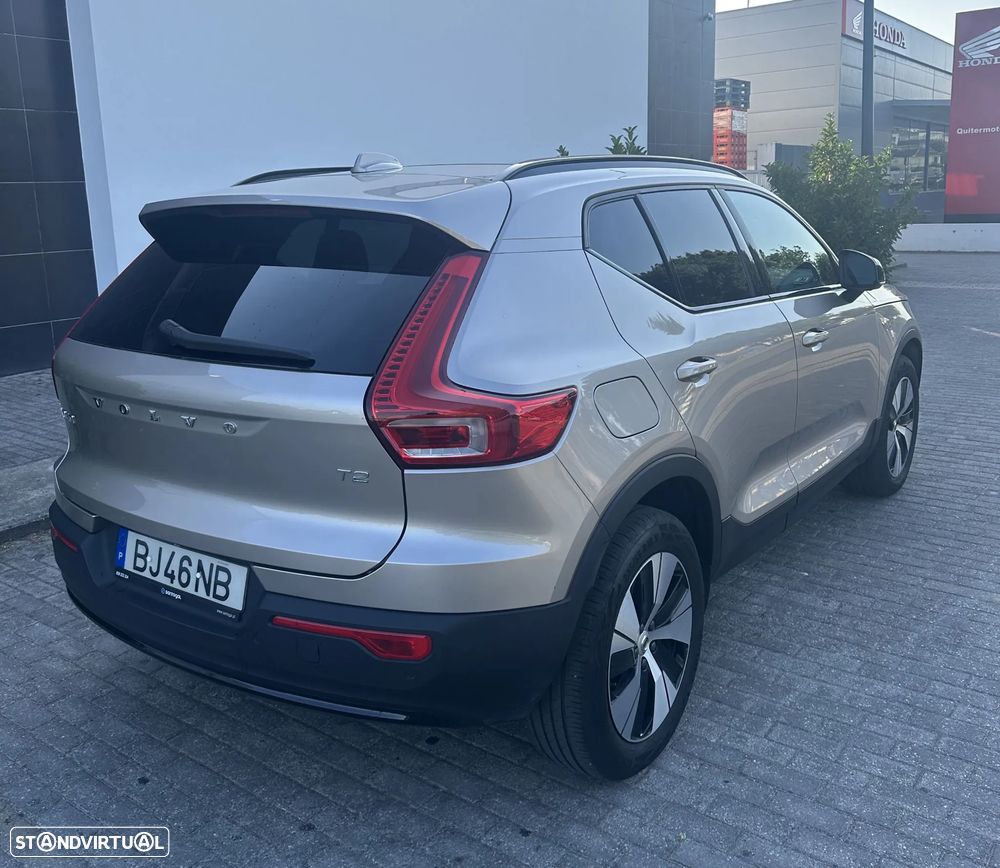 Volvo XC 40 1.5 T2 Plus Dark Auto - 5