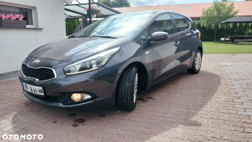 Kia Ceed 1.4 CVVT - 2