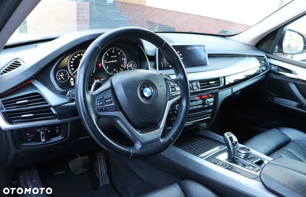 BMW X5 xDrive25d - 27