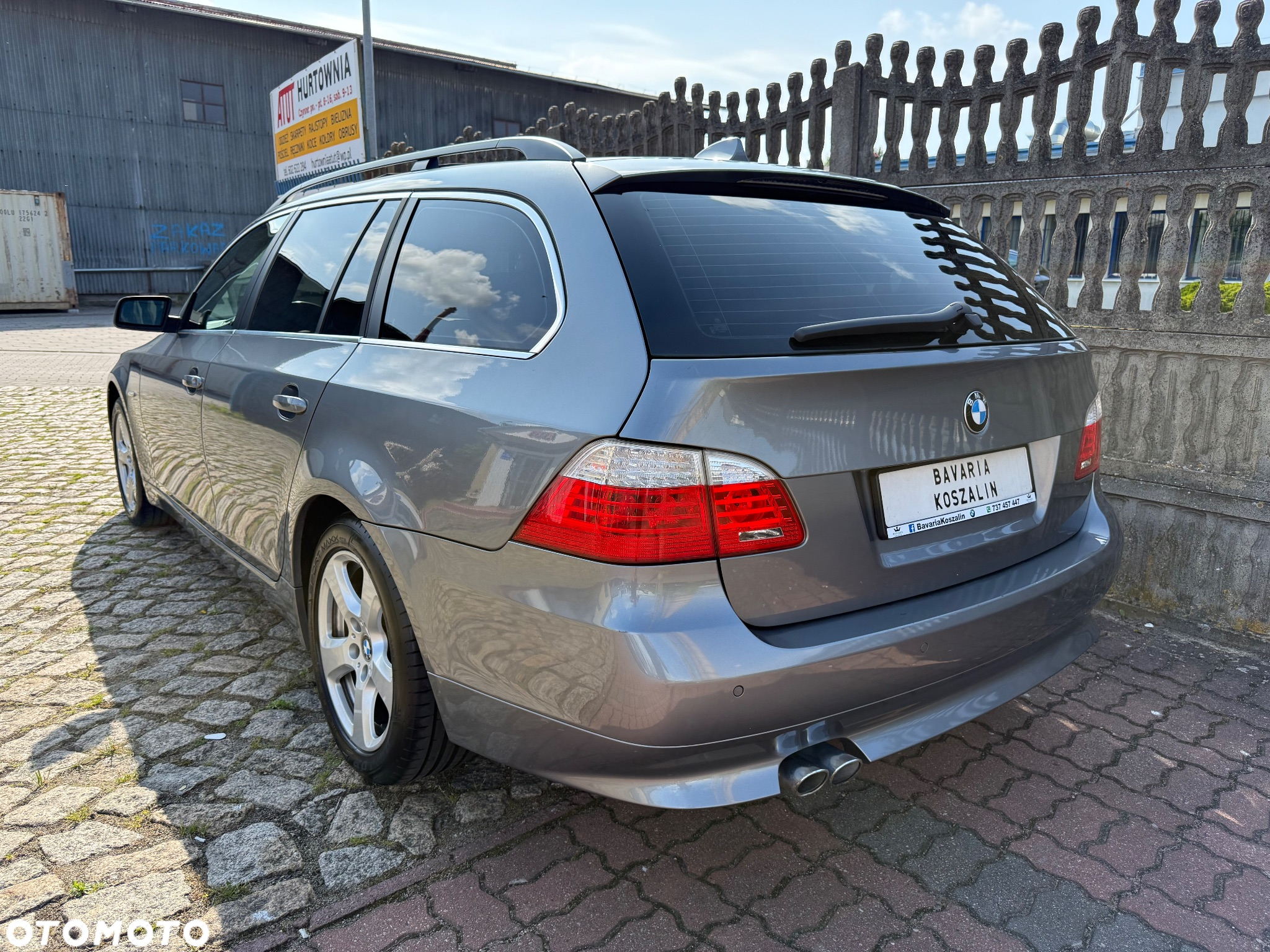 BMW Seria 5 530d xDrive Touring - 13