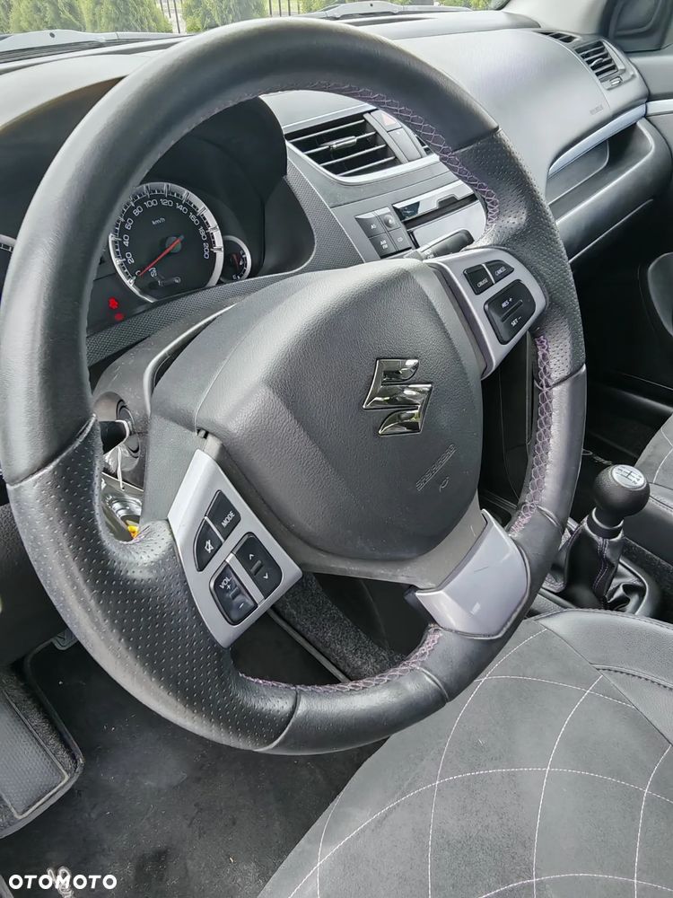 Suzuki Swift 1.2 Black&White - 16