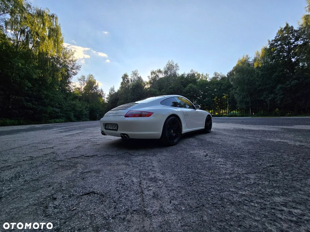 Porsche 911 Carrera 4 S Tiptronic - 17
