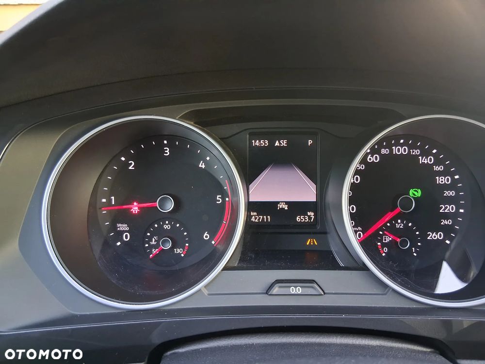 Volkswagen Tiguan - 21