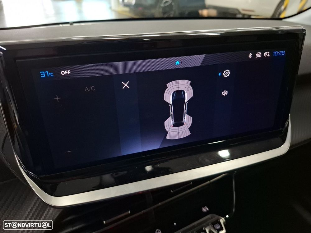 Peugeot 208 1.2 Hybrid Allure e-DCS6 - 22