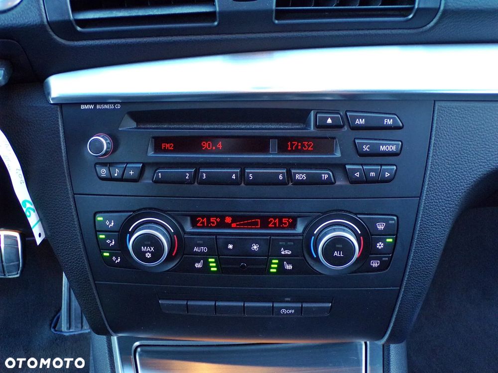 BMW Seria 1 116i Edition Sport - 23