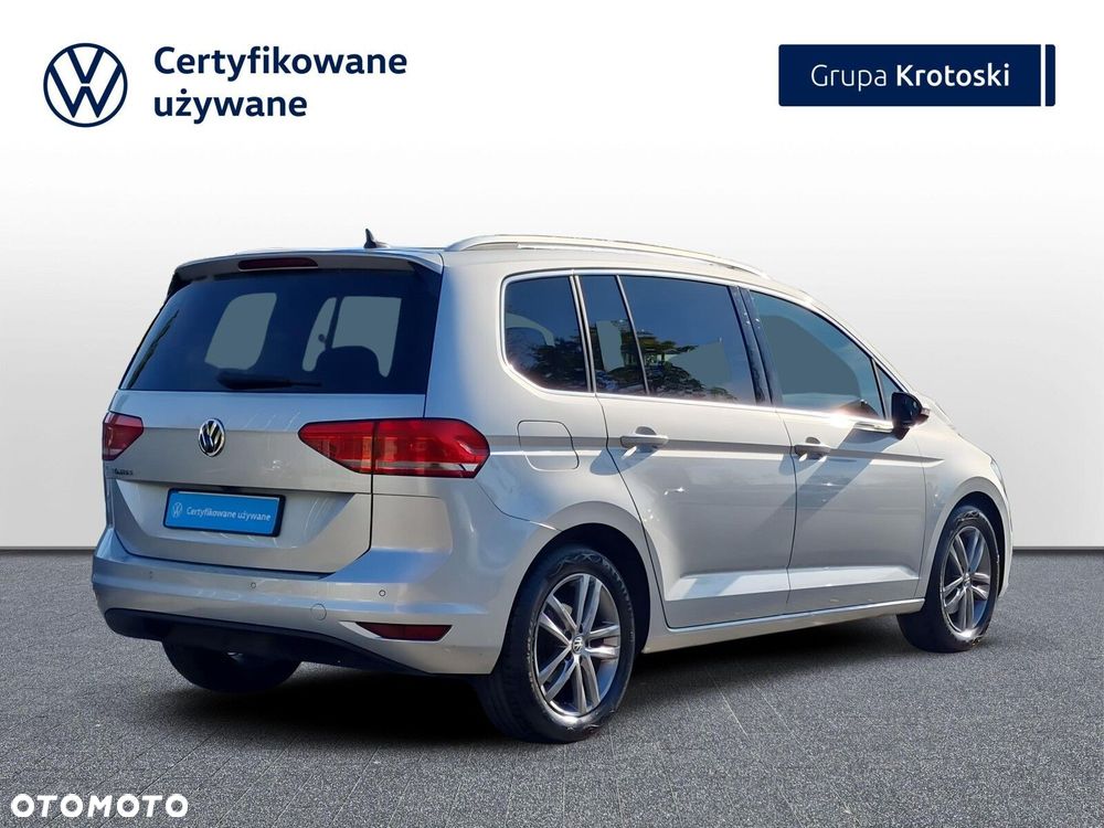 Volkswagen Touran - 5