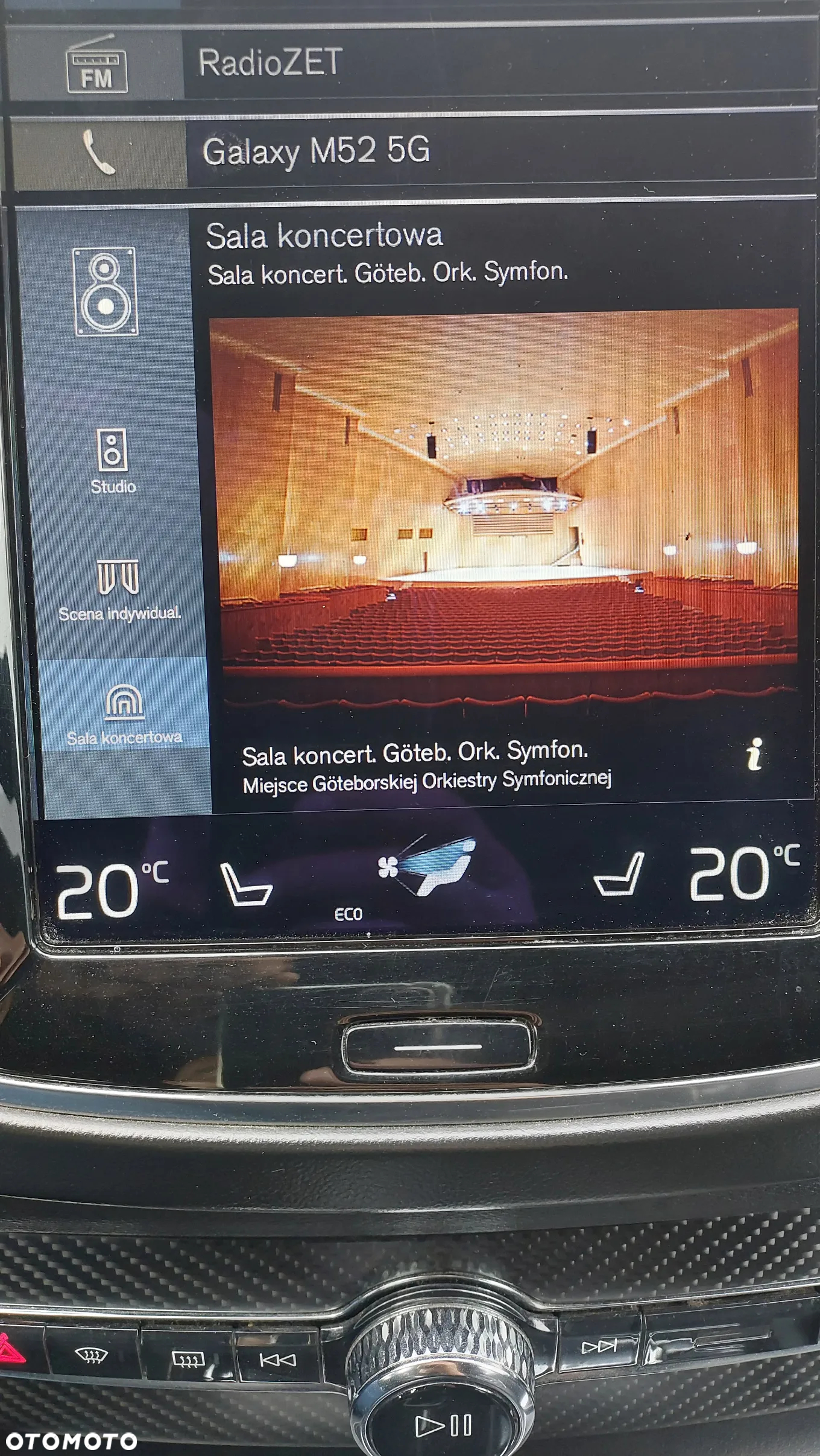 Volvo XC 90 T8 AWD Plug-In Hybrid R-Design 7os - 14
