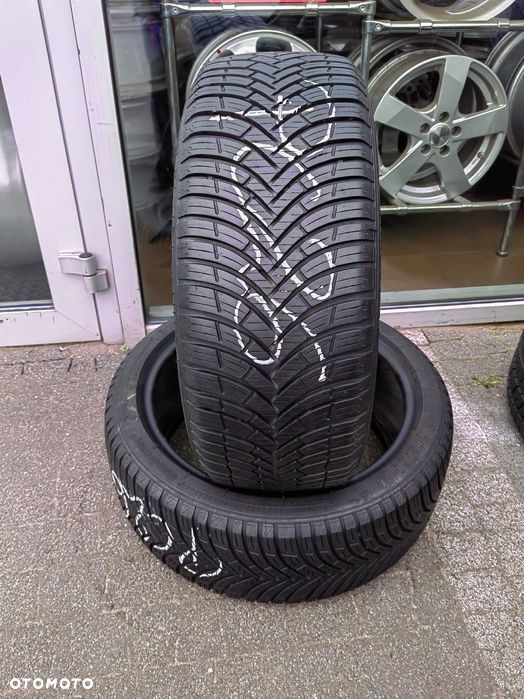 205/45R17 88V Kleber Quadraxer 2 para całoroczna PC26 - 1