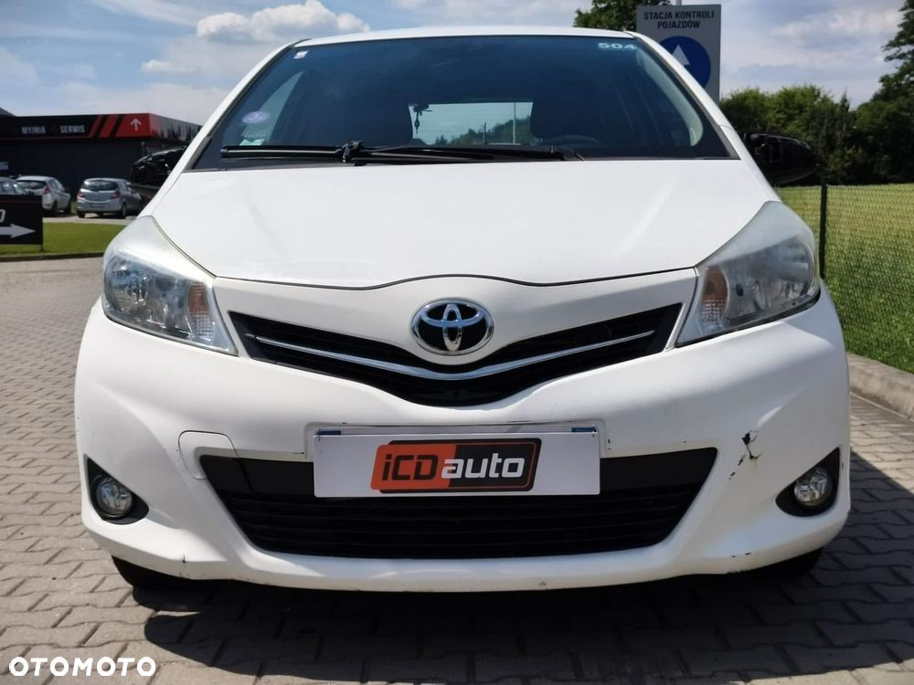 Toyota Yaris - 2