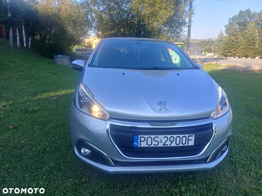 Peugeot 208 - 2