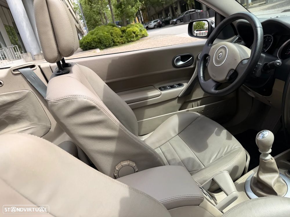 Renault Mégane CC 2.0 dCi SE Exclusive - 14