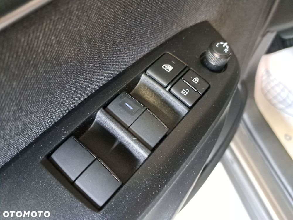 Toyota Yaris Cross Hybrid 1.5 Comfort - 36