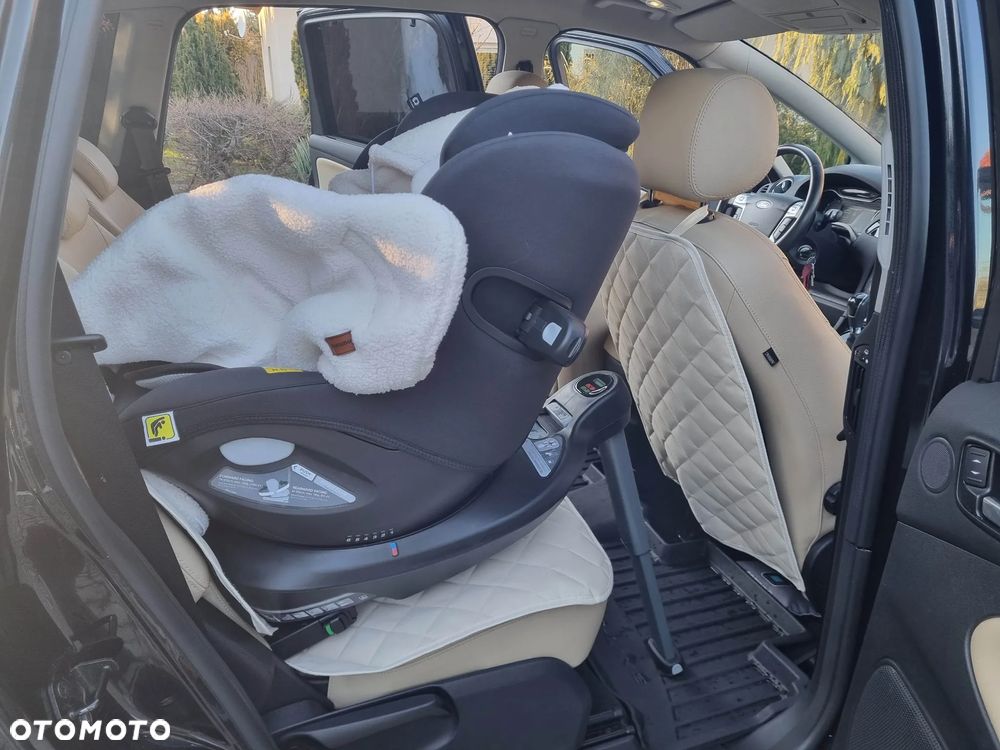 Ford S-Max - 24