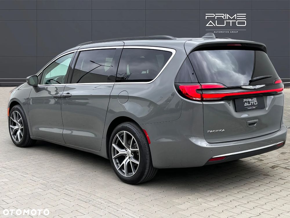 Chrysler Pacifica - 9