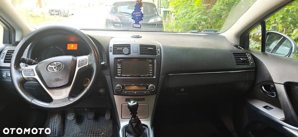Toyota Avensis 2.0 D-4D Sol+NAVI - 6