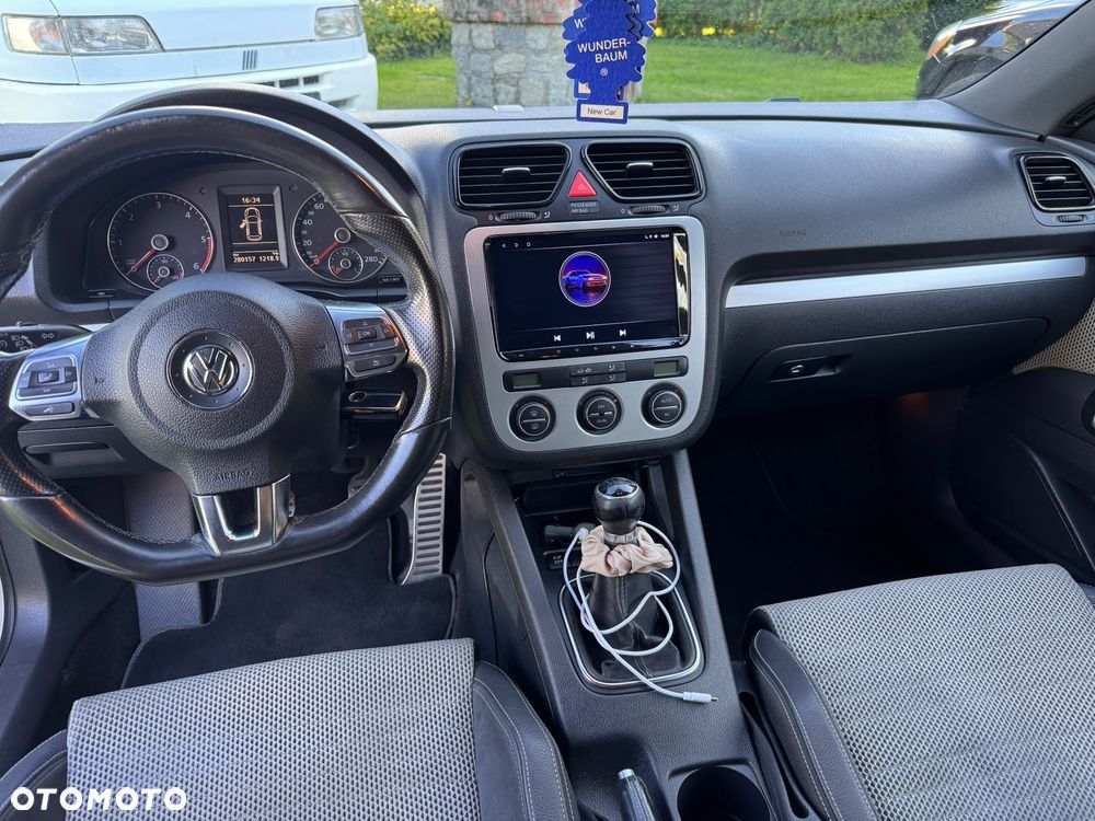Volkswagen Scirocco 2.0 TDI - 11