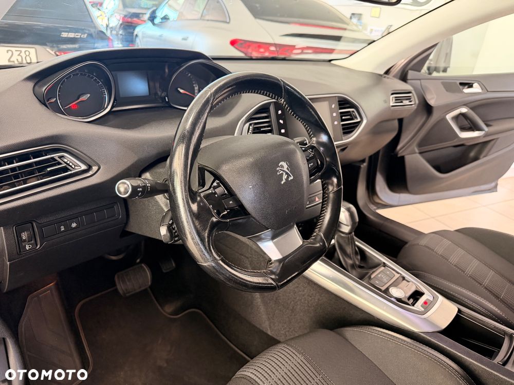 Peugeot 308 - 17