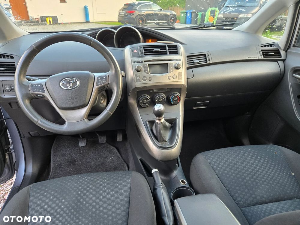 Toyota Verso 1.8 Sol - 15