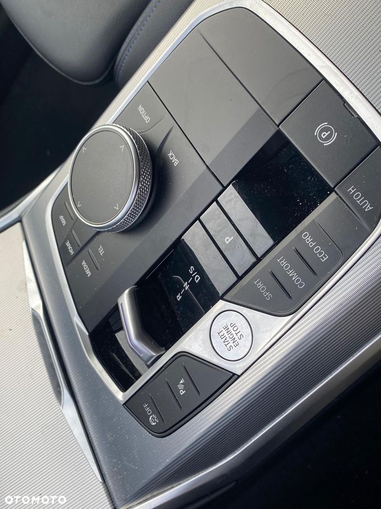 BMW Seria 3 320d xDrive M Sport Sport - 14