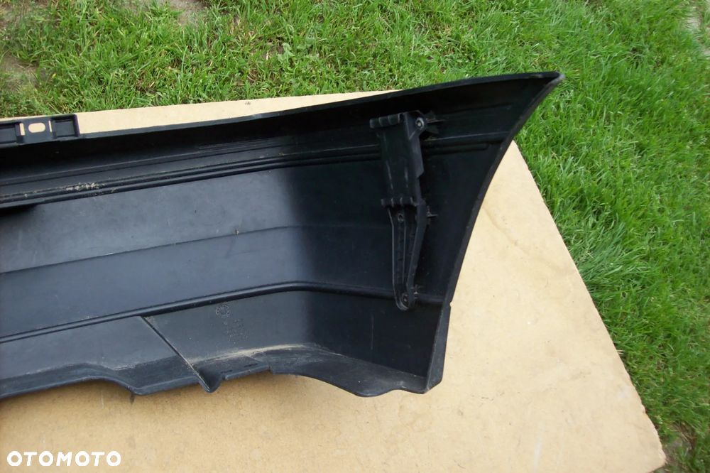 ZDERZAK TYLNY VW GOLF III HB - 5