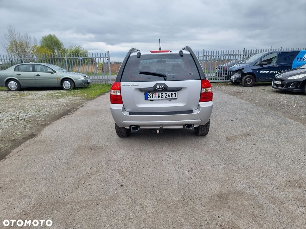 Kia Sportage 2.0 CRDI EX - 9