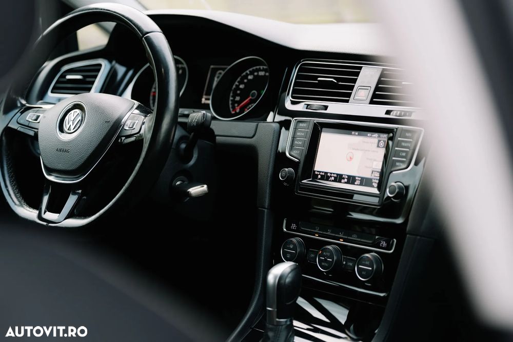 Volkswagen Golf 1.6 TDI DSG BMT Highline - 8