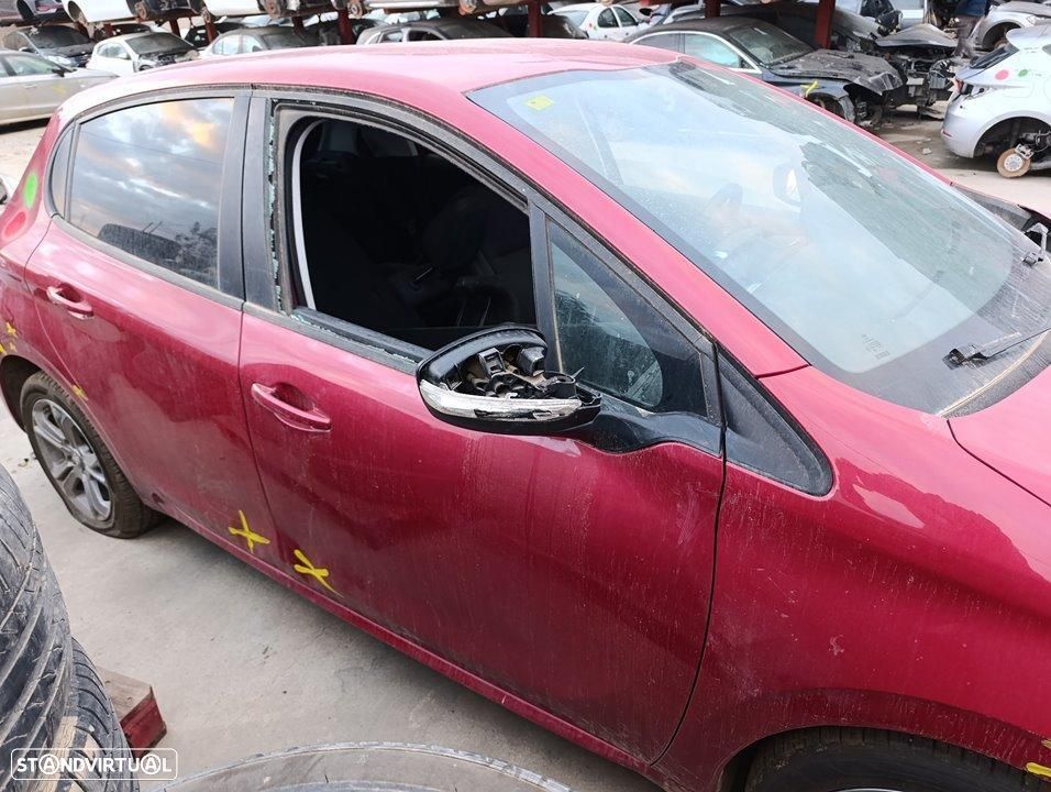 PORTA FRENTE DIREITA PEUGEOT 208 - 1