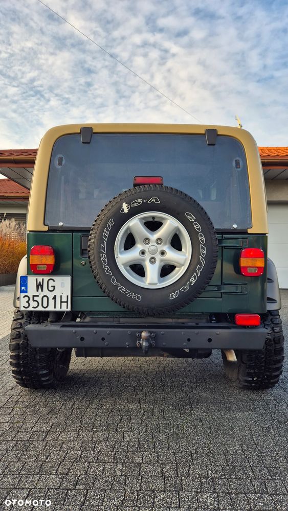 Jeep Wrangler 4.0 Sahara - 6