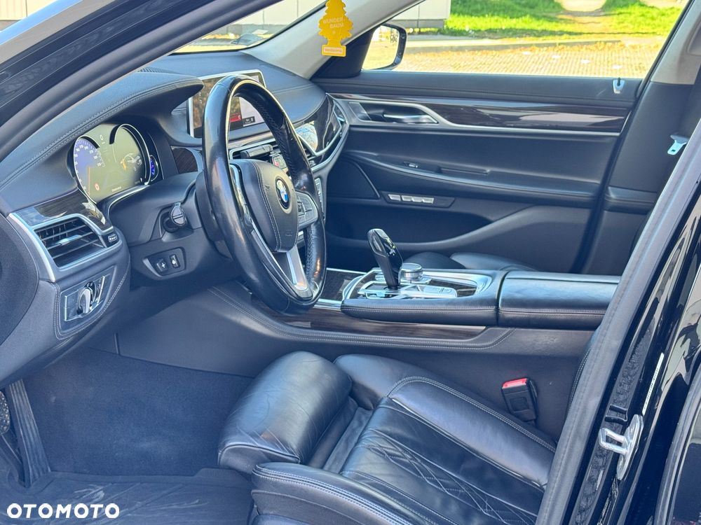 BMW Seria 7 730d xDrive - 17