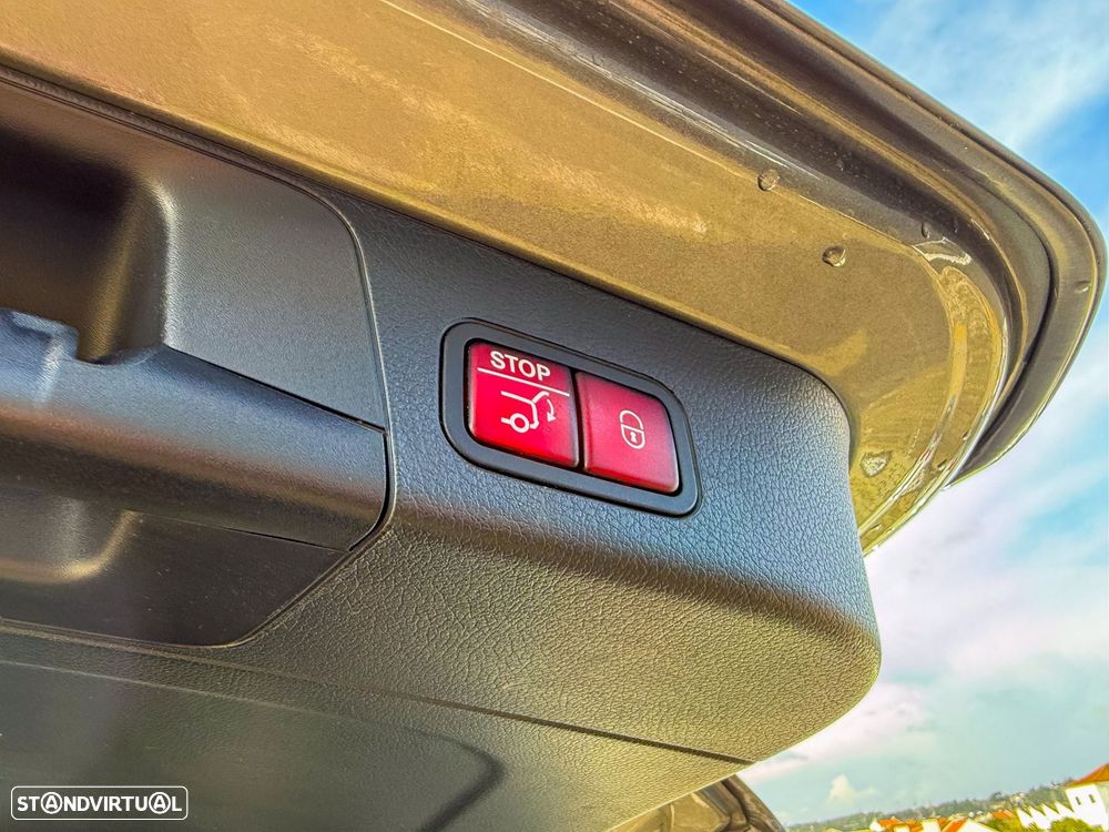 Mercedes-Benz GLB 200 d AMG Line - 10