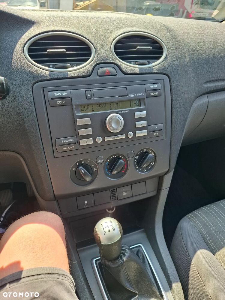 Ford Focus 1.6 Trend - 9