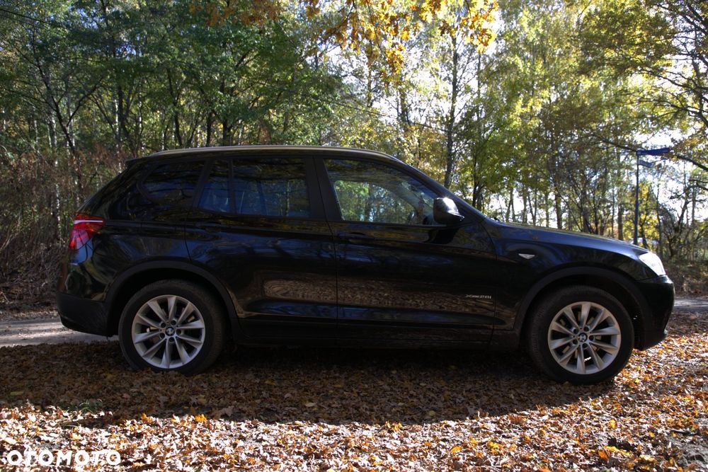 BMW X3 28i xDrive - 3